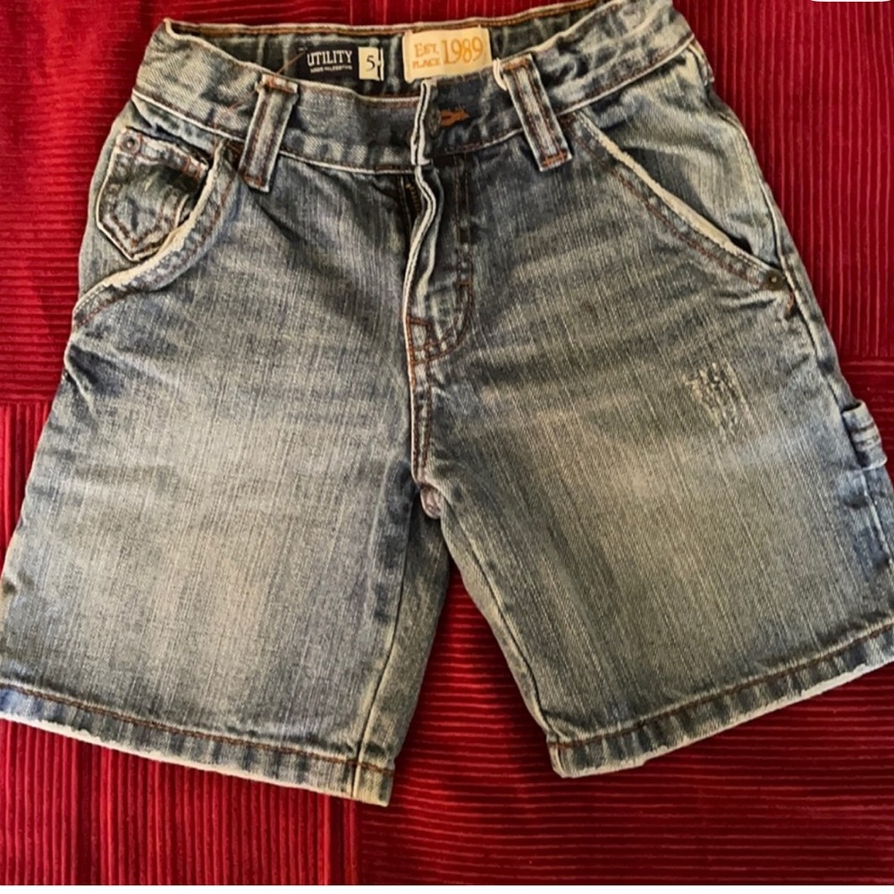 Utility Denim Shorts in Light Blue